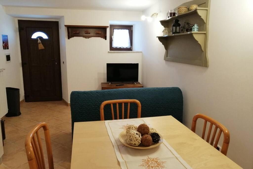 Casa Stefania Villa Barrea Bagian luar foto