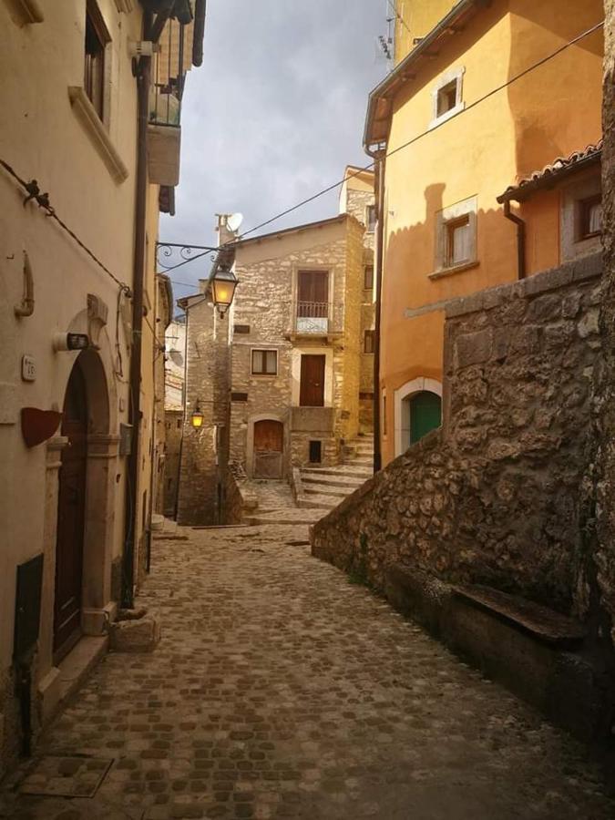 Casa Stefania Villa Barrea Bagian luar foto