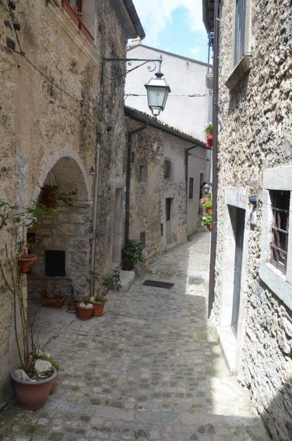 Casa Stefania Villa Barrea Bagian luar foto