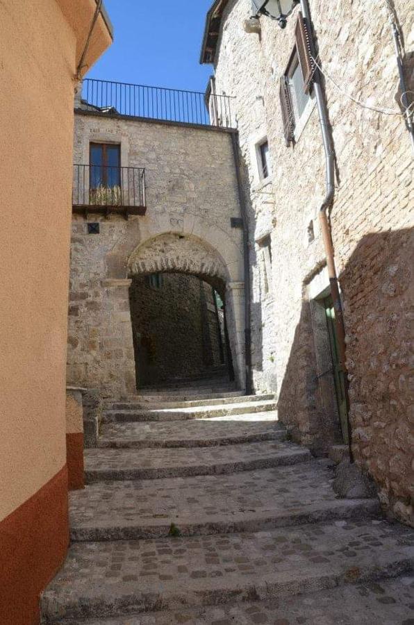 Casa Stefania Villa Barrea Bagian luar foto