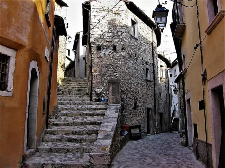 Casa Stefania Villa Barrea Bagian luar foto