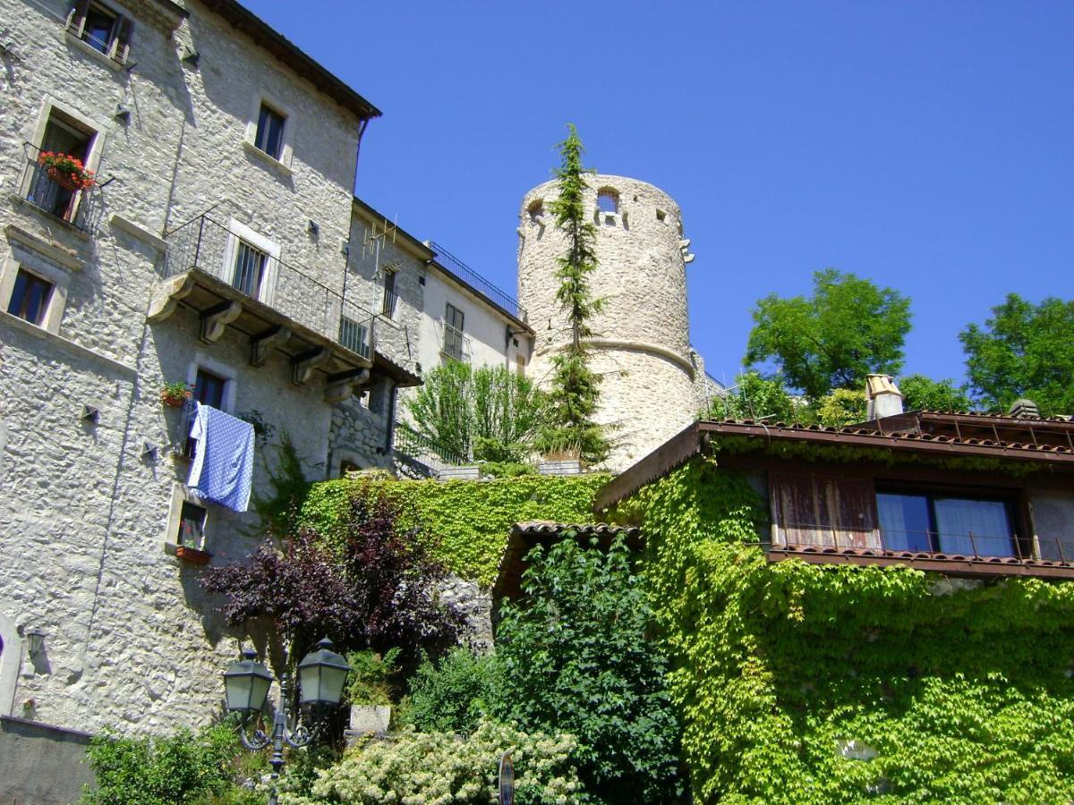 Casa Stefania Villa Barrea Bagian luar foto